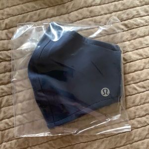 Lululemon Double Strap Face Mask